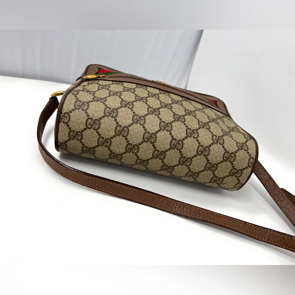 Gucci Brown GG Canvas Crossbody with Green-Red Web Stripe - Picture 5 of 15
